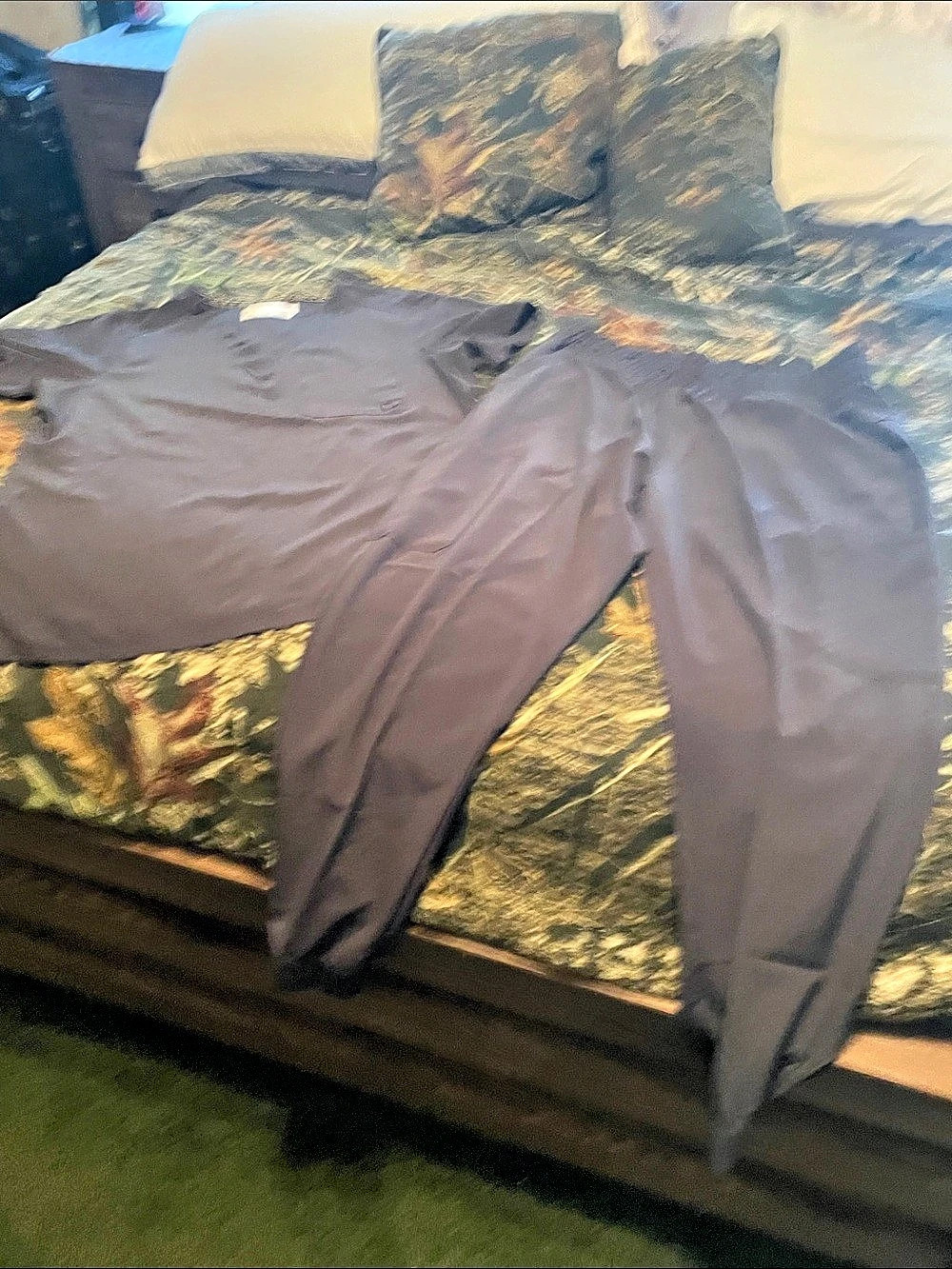 tasha + me Gray Scrub set Size Large